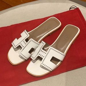 Authentic Hermes Oran Sandals